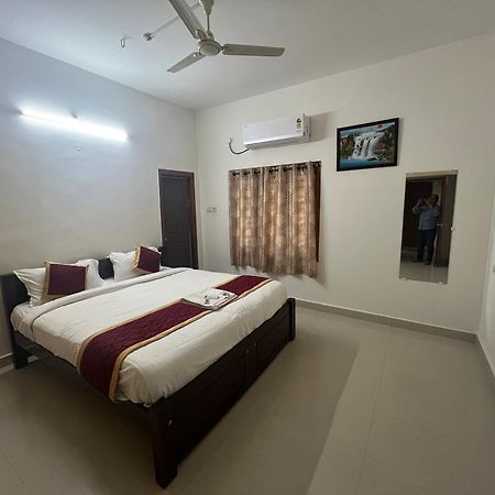 Nanda Mohan Homestay- Luxuries Ac Apartment Close To Alipiri Foothills-Kapila Teertham And Iskcon Temple 蒂鲁帕蒂 外观 照片