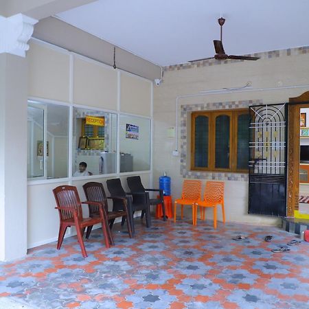 Nanda Mohan Homestay- Luxuries Ac Apartment Close To Alipiri Foothills-Kapila Teertham And Iskcon Temple 蒂鲁帕蒂 外观 照片