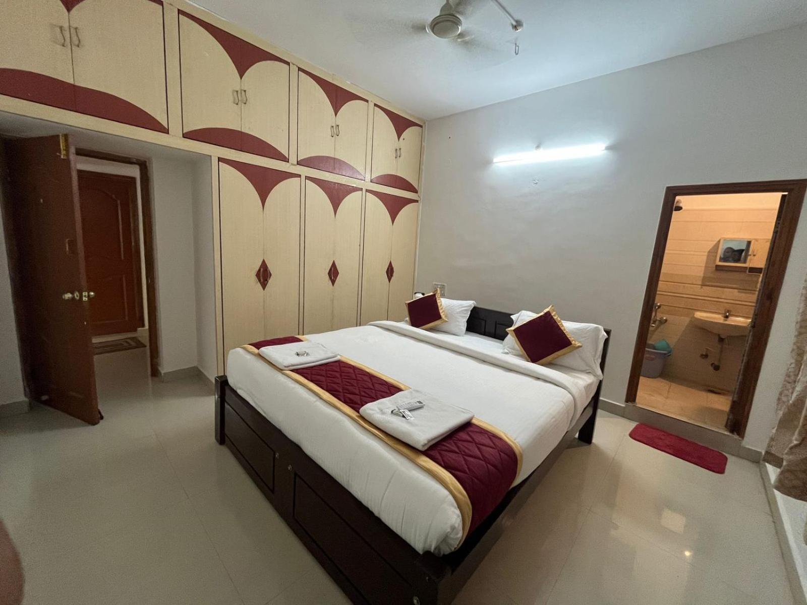 Nanda Mohan Homestay- Luxuries Ac Apartment Close To Alipiri Foothills-Kapila Teertham And Iskcon Temple 蒂鲁帕蒂 外观 照片